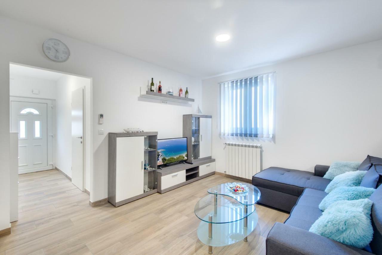 Ferienwohnung Apartman Tarnik'S Viskovo Exterior foto